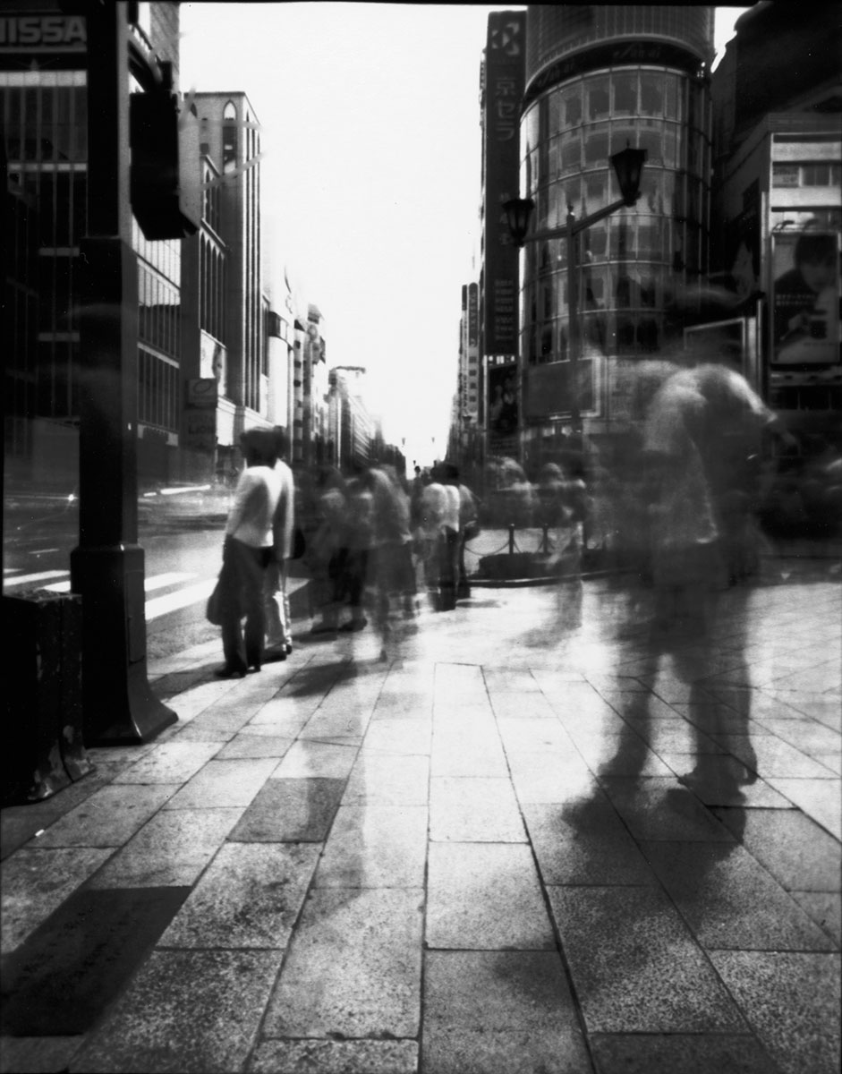 Ginza, Tokyo, Japan (1999) 1:33 sec