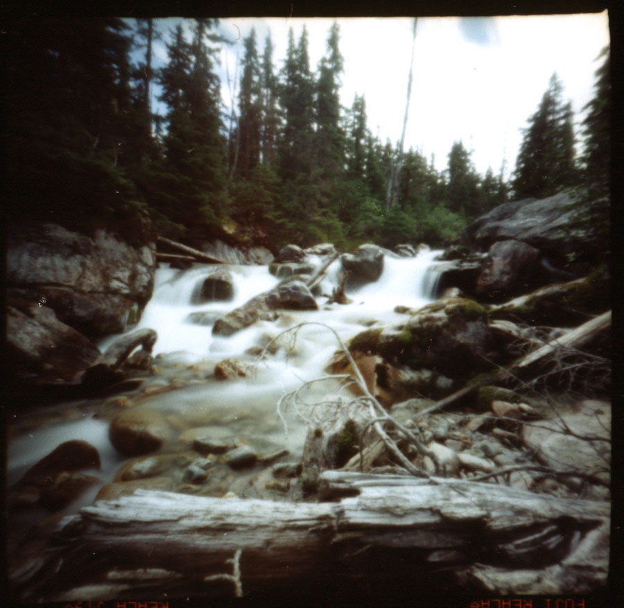 wheeler-hut-expedition_04_meeting-of-the-waters_rogers-pass-alberta_2000_dianne-bos